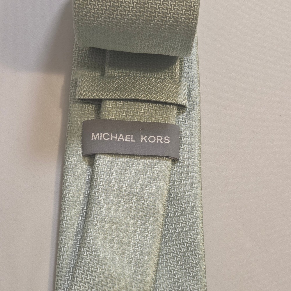 Michael Kors Mens Sage Green Textured Micro Pattern Formal Necktie Accessory - Picture 5 of 8